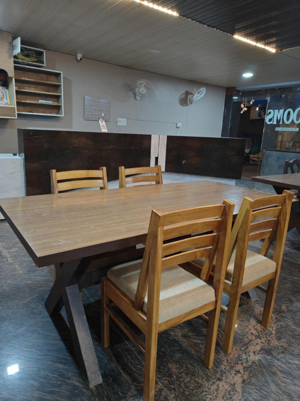 Hotel Shyam Sarover And Restaurant Ringas Bagian luar foto